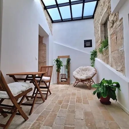 Le Saint Baudile 80m2 Centre Ville, Parking, Vue Sur Eglise * Nimes